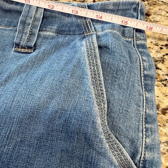 Talbots Stretch chino style denim jean shorts medium wash SZ 10 - Picture 7 of 11